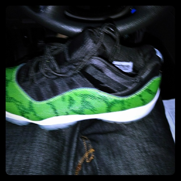 black and green 11s